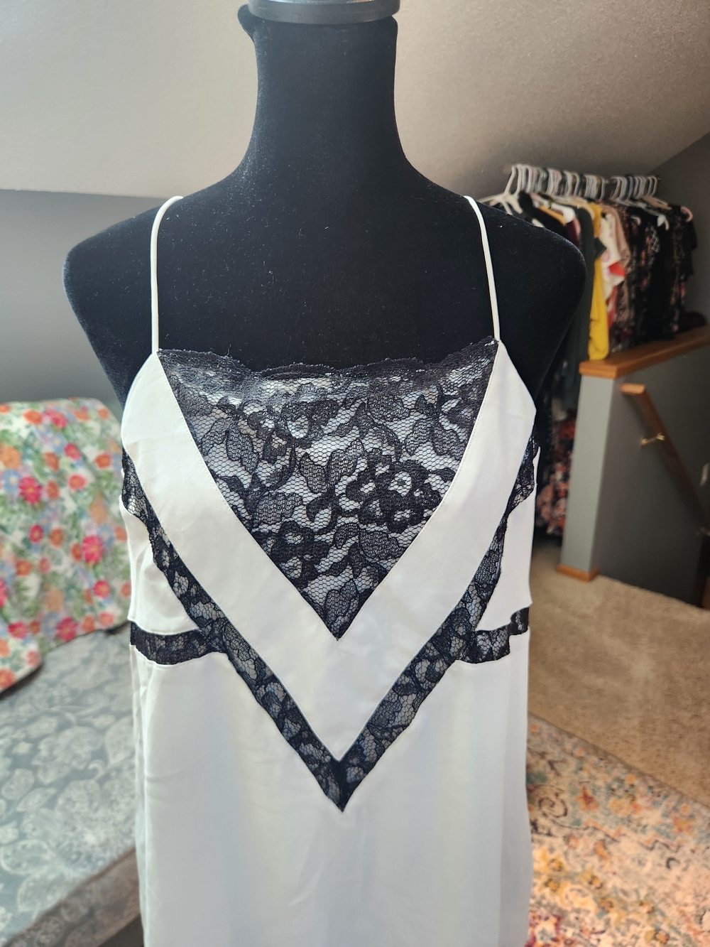Express Lace-Trim V-Neck Spaghetti Strap Cami - White & Black Medium Sexy!
